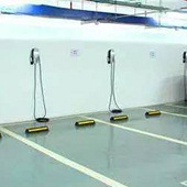 ���³�λҪ��װ���׮