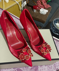 ���ݺ�ϲ�ƹ����Ļ�Ь������299Ԫ