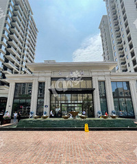 �˺���������֮�������ռΡ��þ�԰