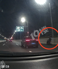 ���£��ϸ߼ܵĵ�ƿ�����������ˣ�