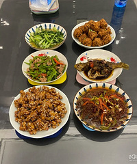 �о����������ɹ��� ̫�Ҹ��ˣ��ڼҳԳԺȺ�˯˯��Ҳû��ô��