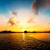 �����Ϻ���һ������