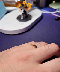 �п���һ�����ʾ�ػ�һ������ͷ Ů�������