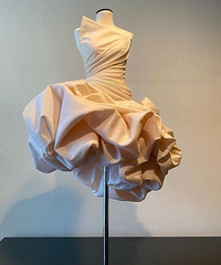 ����ϲ�����ָ߶������ֻ�����ĺܺõ��˴������Ż�ÿ���