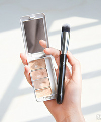 רҵ��ױʦ�����õĻ�ױƷ�� ��ֵ��ӵ�� �����Ƽ�����