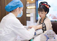 ����APP��¥ �������ײ�