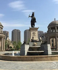 �����������׷�զ�� 102ƽ ����λ��ѧ����Ӳװ 260��