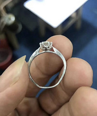 �����ָҲҪ�䣿����֮���Ұβ��� �о���ֵ̫����۸�Ү��