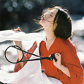 ���Ͷ�����Ů