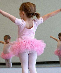 Ů���赸ѧУ��������̨¼�� ��Ҫ��Ǯ����