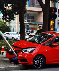 ����ײ�ᡰ����·�� ���������ÿ� ����Ҳ��Ҫ����Ŷ��