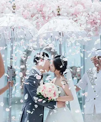 ��Ļ������Լ��Ļ��Ǹ�ĸ�ģ����������� ���Ǹ������Ա