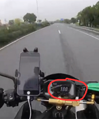 飙车到180码还自拍?海宁警方必须马上安排!