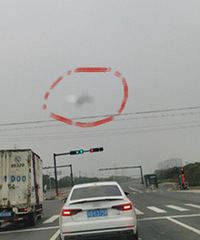 ��ʻ�е��粣����Сʯ�������� ������ô�죿