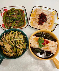 干饭人干饭魂 干饭人吃饭都用盆 晒晒我家精美的餐具