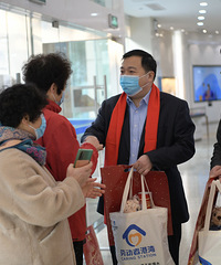 �����һ�� ���м��˷����쵼����ϲ������ӭ��