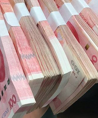 弟弟跟爸妈没分家 妈妈向我借了20W 这不就是借给了弟弟