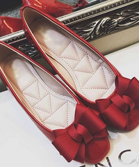 ��Ь��׼��һ˫��ɫһ˫��ɫ ����˵û��Ҫ