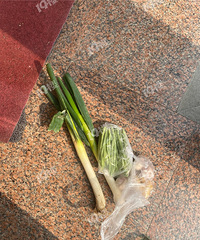 ˼ˣ2СһѶǡ2ͷ30飡