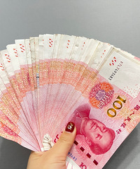 ��һ��ȥ�����ѼҳԷ� ����һ�������������һ��������