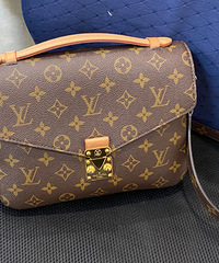 �칫��ͻϮ!19¥С���������أ�