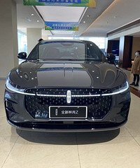 全新林肯Z到店了!第一时间去看了实车!