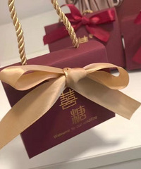 �ɰ��ĺ�����ϲ�� ���Ǿ��ú�ɫ�ĸ��ÿ�Щ