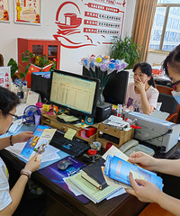 ���м��˷��л�����չ�����Ƿ����������»