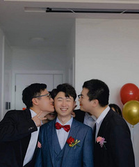 ����һ����Ƭ����ʽ�ϵ����� ���˲�˧ ����Ư��Ҳ��һ��