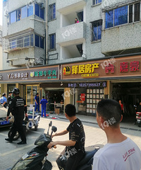 [ͻ��]��Խ·��һ��������ú��ƿը�ˣ��������ѵ��ֳ���