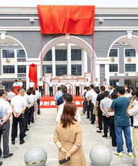 ����ʦ������Ρ�ǣ�֡�����������һ��������ѧѧУ��