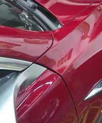 ��ǽש�һ���˹������ҵ�����пࣺ��������̫��