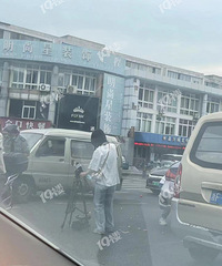 Խ��·����·�� ���⳵�������ƿ����ײ ���ڳ��⳵���£�