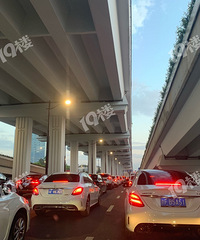 �������߷��ж��񣿣��µ����߼ܶ��ϲ�ȥ��