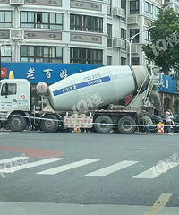 ͩ����ҳ����������ֱ�Ӱѵ�ƿ��Ů�ӵ�С�ȡ��ԡ��ˣ�