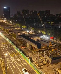 ��ģ��ʩ�������˿���·��Ŀ���½�չ���ˣ�