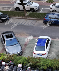 ���ǲ�Ҫ����������԰���湫��ͣ��λ2��ռ4λ��˭���˶����