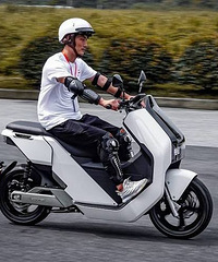 20����ĵ綯Ħ��û�м�ʱ���ơ���Ȼ����ڣ����������£���