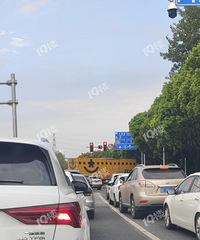 ����·���类һ����ݳ������ˣ������˵�ȫ�ڽ���Ϊ��û���ˣ�