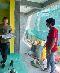 现在都是黄墙绿地吗?有必要吗?以前也没有这讲究!