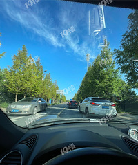 ������ߵĽ�ͨû�˹���ѧУ��Χ��ˮй��ͨ ��ѧ����ٵ���