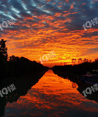 �����½����׳��������