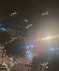 ƽ��������·������԰�������ˮ�ܱ��ˣ���·�����˺ü���������