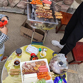 �Ժ����ֺȾ�ϯ