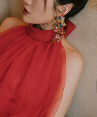 ���԰ף�������ź�ɫ����̫�����ˣ��������ʮ��߼�������