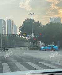 �����л���·Խ��·�� �µ����ƿ����ײ�����粣����ײ���ˡ�