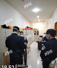 ������̩�б�̬β���䵥Ů�ԣ���ر���ҵץס����������ˣ�