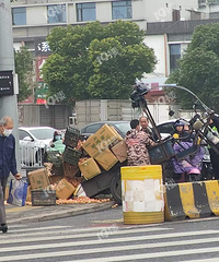 �Ҵ˿���֪�ϰ������ڵ�Ѫ��һ��ȫû��