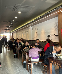 ����ʳ�ֲݡ�����һ��һ����Ϫ���ҧǿ���ˣ�