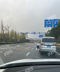 ���飺���˵Ŀɱ䳵��̫���ˣ��ѵ�ֻ�ܻ�е�İ�ʱ��ת����